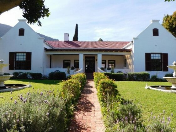 Anoud Manor