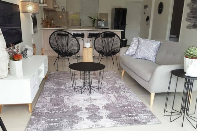 Azure - Beach Apartment with swimming pool - Photo2