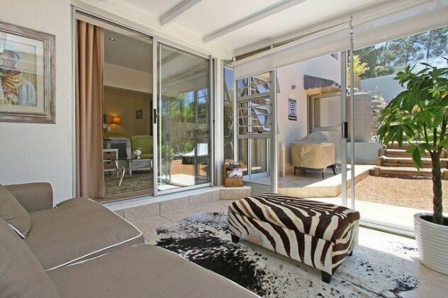 Bayhill Luxury Apartment - Photo2