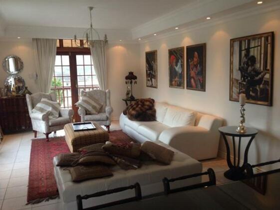 Berg Residence - Photo5