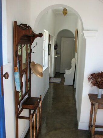Blue On Blue Bed and Breakfast - Photo3