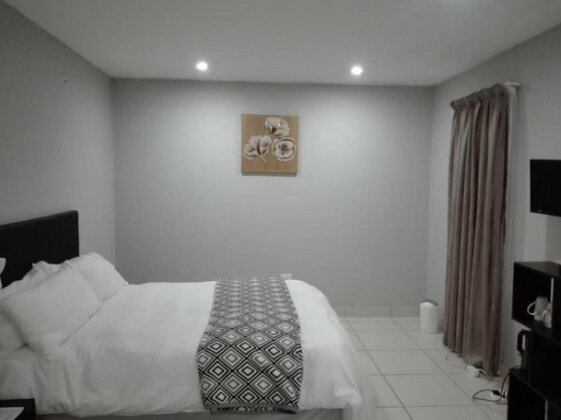 Brooklyn Boutique Guest House - Photo4