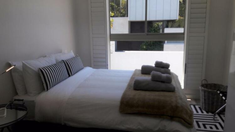 Camps Bay Apartment - Photo2