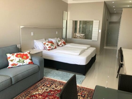 Camps Bay Blue Studios - Photo3