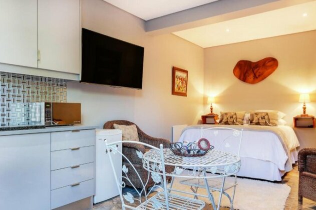 Campsbay Sea View Apartment - Photo5