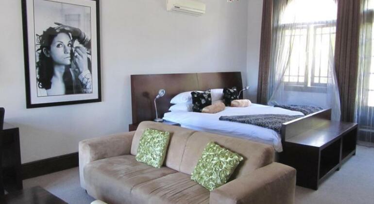 Cape Riviera Guesthouse - Photo5