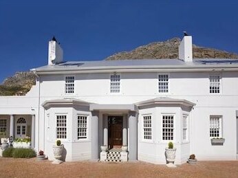 Capeblue Manor House - Photo2
