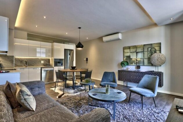 Chelsea Luxury Suites by TotalStay - Photo4