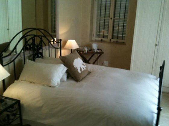 Cheviot Place Guest House - Photo4
