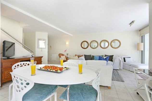 Clifton Santorini - Photo5