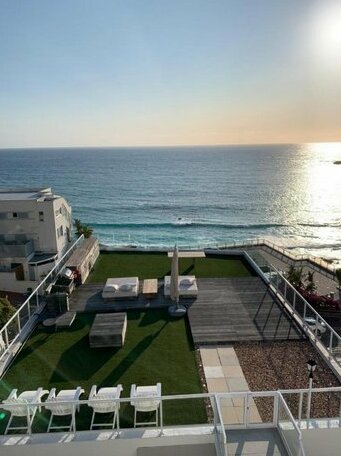 Clifton YOLO Spaces - First Beach Apartments - Photo3