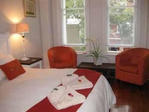 Conifer Cape Guesthouse - Photo4