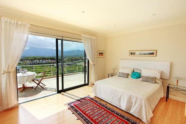 Constantia View - Photo3