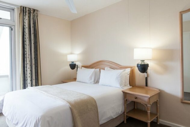 Dolphin Beach Hotel - Photo5