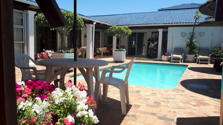 Dolphin Inn Guesthouse - Blouberg - Photo2