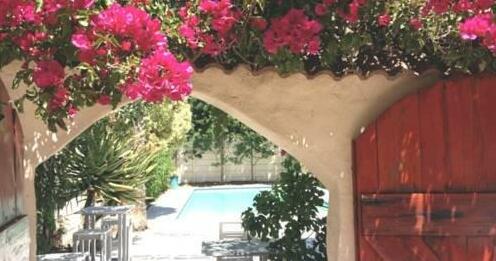 Eagle Lodge Guesthouse - Photo4