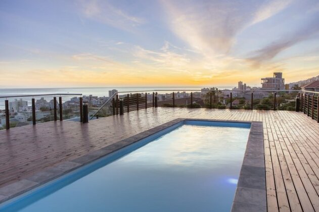 Elements Luxury Suites by Totalstay - Photo2