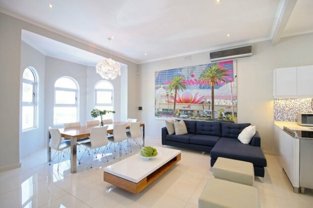 Flamingo Sea Point - Photo2
