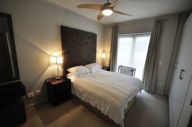 Flat Rock 607 - Photo3