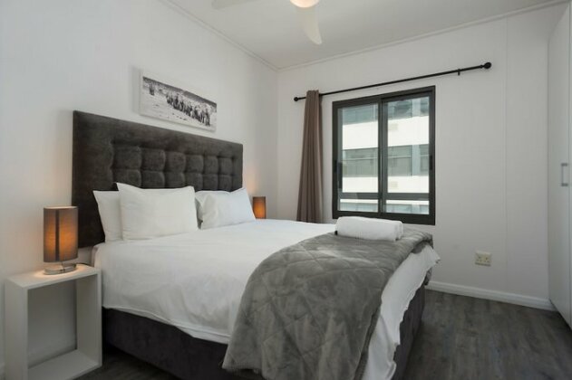 Flat Rock 707 - Photo5