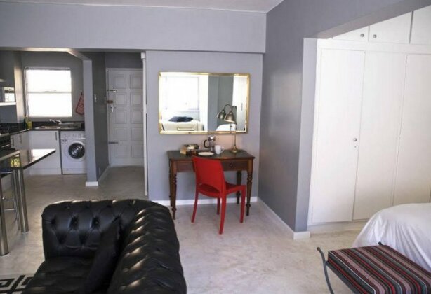 Green Point Self Catering Studios - Photo4