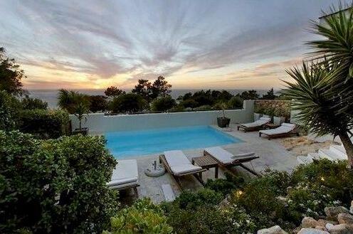 Gryphon House - Photo5