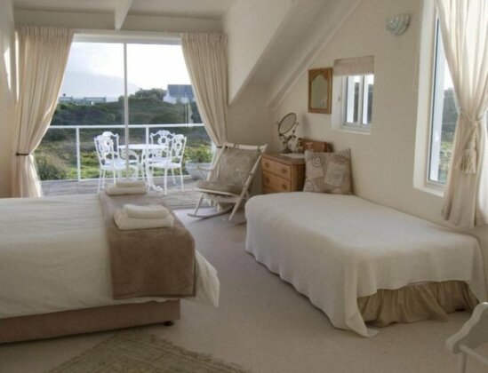 Guinea Fowl House - Photo5