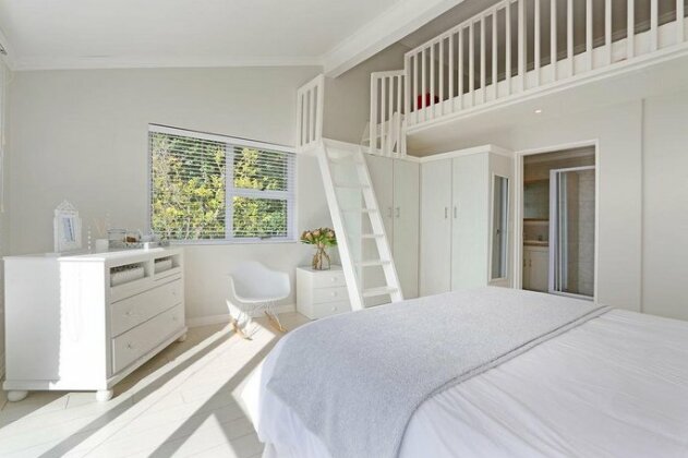 Hideaway Beach Villa - Photo3