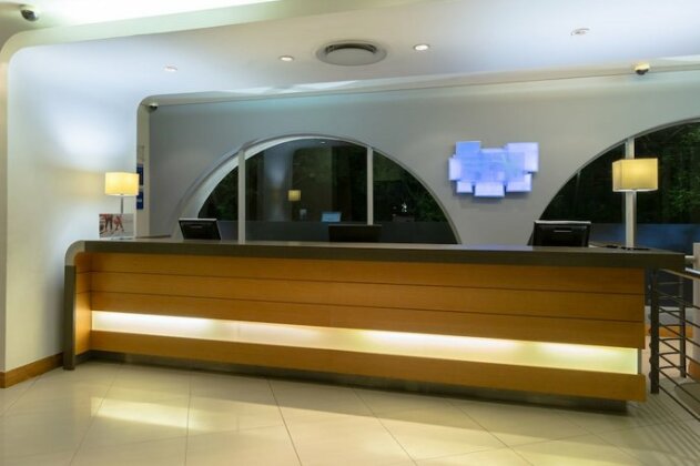 Holiday Inn Express Cape Town City Centre - Photo5