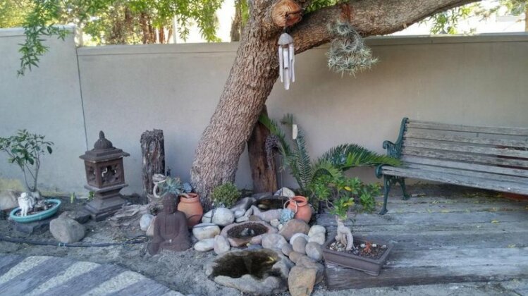 Homestay - Getaway on Peck Way - Photo2