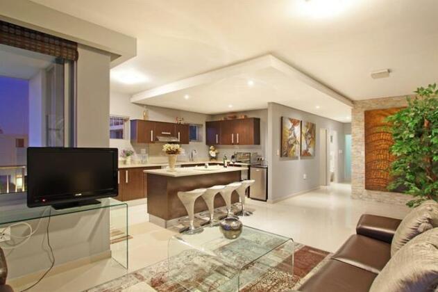 Infinity Penthouse 200 - Photo3