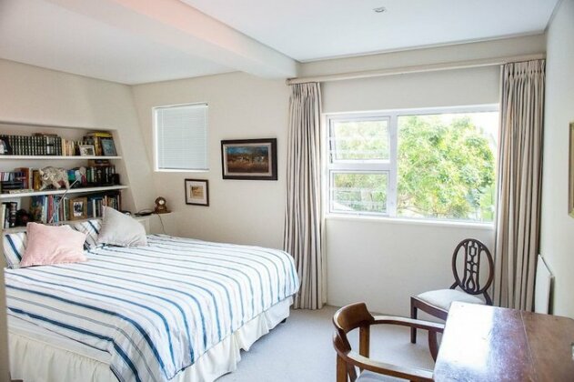 Kalk Bay Apartments - Photo4