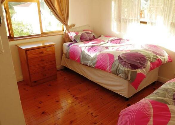 Kalk Bay Backpackers - Photo2