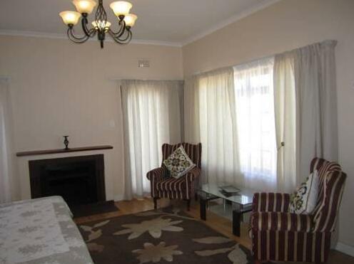 Kamagara Guest House - Photo3