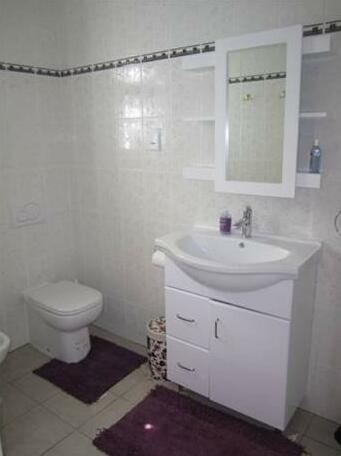 Kamagara Guest House - Photo5