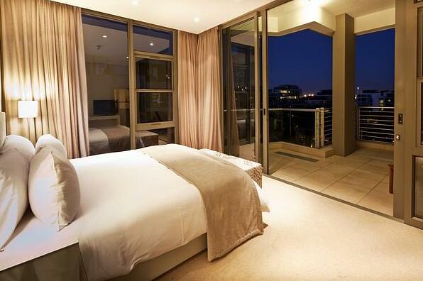Lawhill Luxury Apartments - V & A Waterfront - Photo4