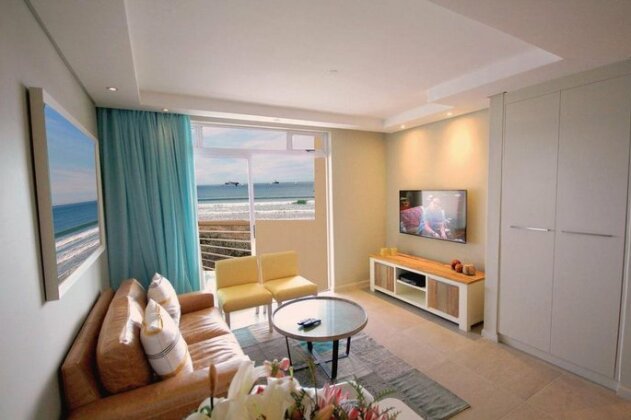 Leisure Bay 214 - Photo2