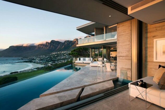 Luxus Villa - Photo3