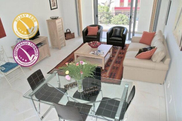 Majestic Loft Muizenberg Beachfront - Photo2