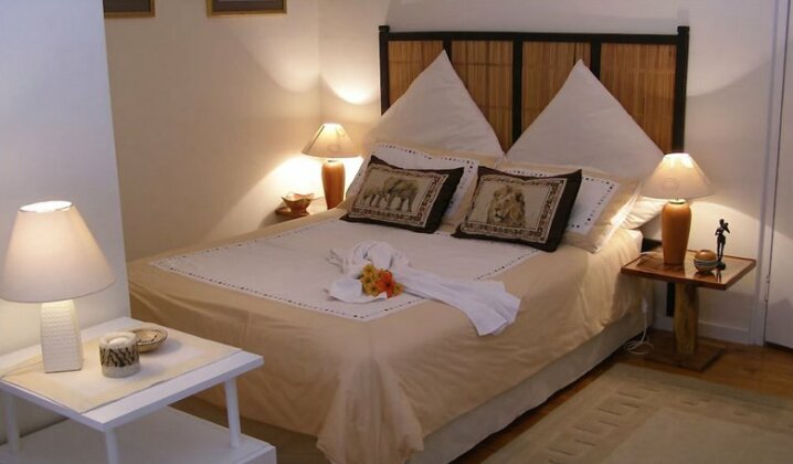 Mountain Bay Self Catering Apartments - Photo2
