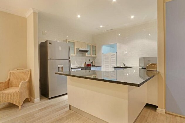Neptune Isle 301 - Photo2