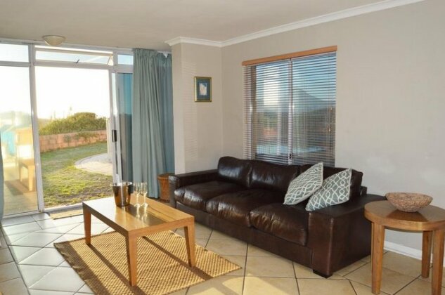 Neptunes Isle Booked Easy - Photo5