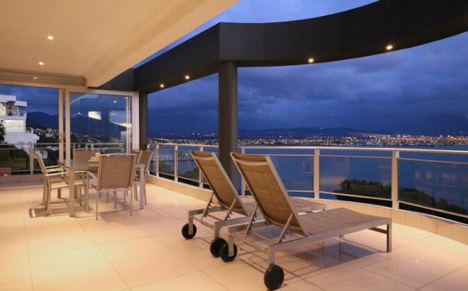 Oceana Views Luxury vacation home - Photo2