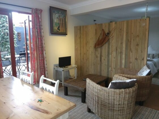 Oceangolf Guest House - Photo3