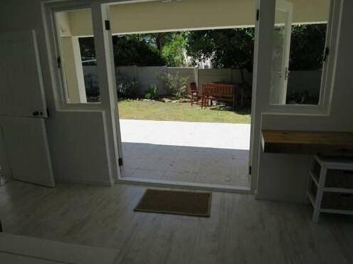 Old Kommetjie Bach Hideaway - Photo2