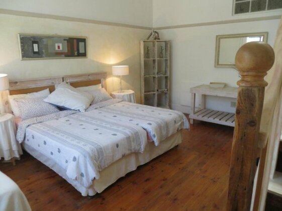 Prince Lodge - Photo3