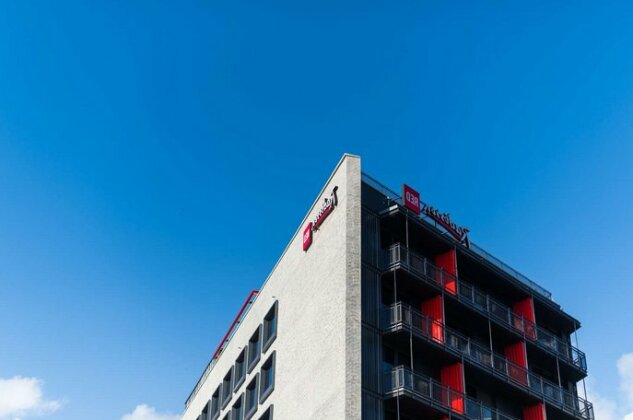 Radisson RED Hotel V&A Waterfront Cape Town - Photo2