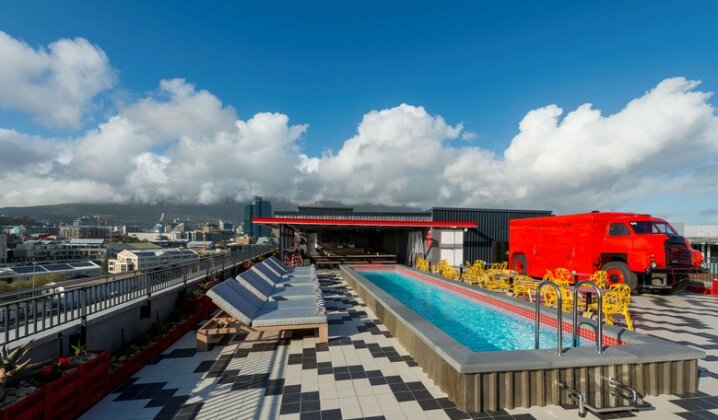 Radisson RED Hotel V&A Waterfront Cape Town - Photo4
