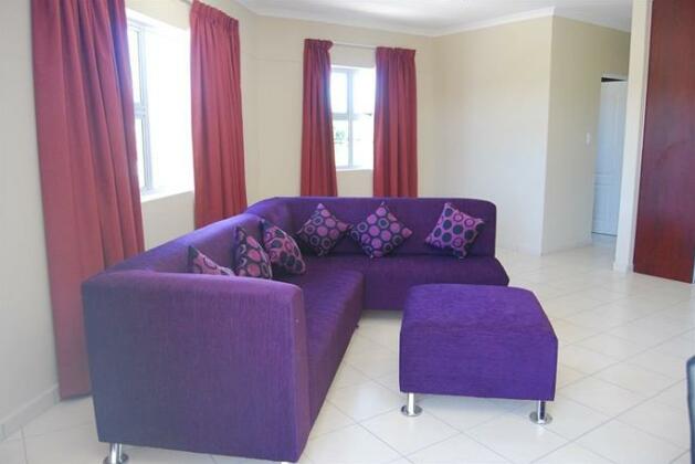 Regency Self Catering Apartments - Photo3