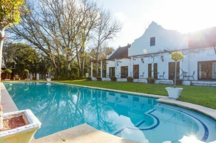Riverside Boutique Hotel